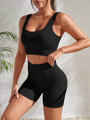 conjunto fitness verde, conjunto fitness preto, conjunto fitness para academia, Conjunto fitness feminino, conjunto fitness diversas cores, conjunto fitness com shorts, conjunto fitness