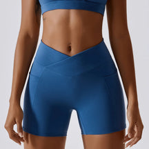 Shorts feminino, shorts fitness, shorts fitness feminino com bolso, bolso embutido, shorts fitness para academia, shorts para academia, roupa de academia, shorts fitness feminino com bolso diversas cores, shorts fitness feminino com bolso azul