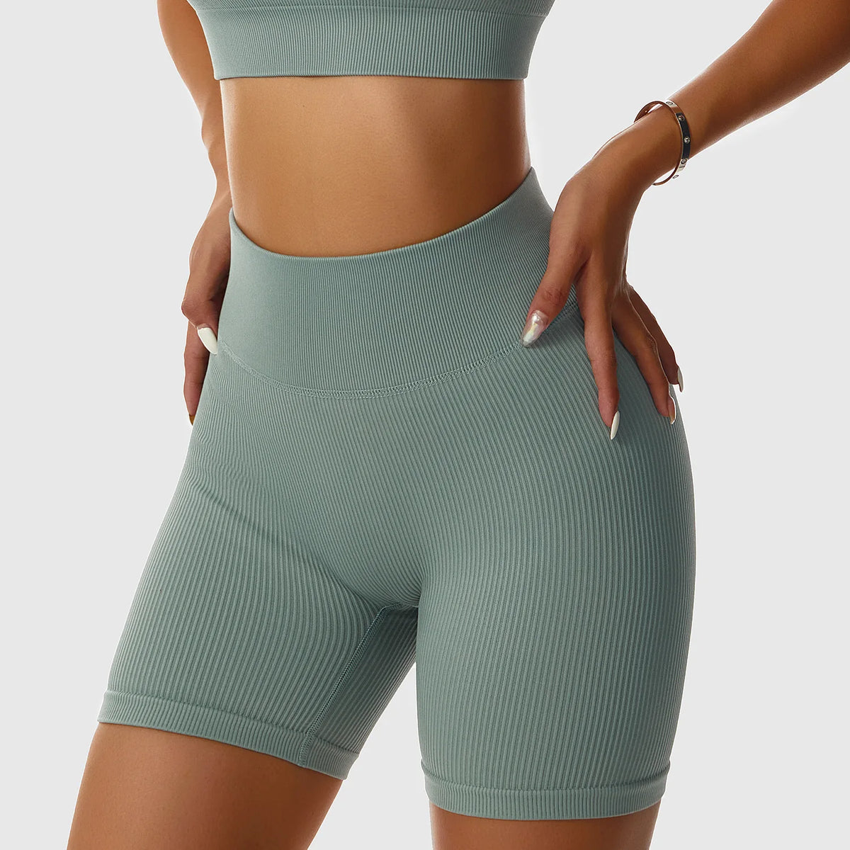 shorts para academia, shorts fitness, shorts feminino, shorts feminino fitness, shorts para treino, shorts canelado, shorts confortável, shorts feminino fitness diversas cores, shorts feminino fitness cinza azulado